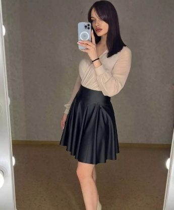 💋
Мои услуги созданы для того, чтобы привнести в твою жизнь яркие краски и фантазии. Моя опытность искусно сочетается с тонким мастерством, чтобы ты чувствовал себя по-настоящему желанным.
Готова удовлетворить все твои секретные желания и фантазии. Забудь обо всем, наслаждайся моей нежностью и чувственностью. У меня есть несколько фото, которые покажут тебе, какая я прекрасная.
Мое особое внимание уделяется твоим потребностям и желаниям. Доверься мне, и я порадую тебя моим нежным прикосновением и экспертом в эротическом массаже.
Начни свое путешествие в мир блаженства и удовольствия прямо сейчас. Я жду тебя в Москве, чтобы сделать каждую нашу встречу незабываемой. 🌟
Мои клиенты оставляют самые лестные отзывы о моих услугах. Узнай, что значит настоящее удовольствие.
✨ Звони и ты услышишь волнующий голос маршрутизатора к моему миру удовольствия. Живи! Люби! Неизведанное тебя ждет. 📞 Ольга